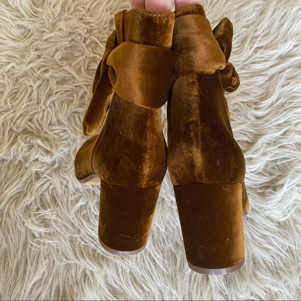 Madewell Esme Bow Velvet Bootie - Picture 5 of 9